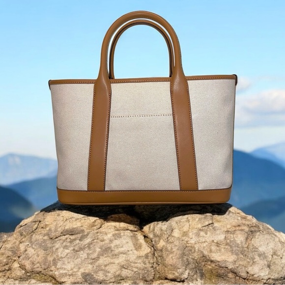 Michael Kors Luisa MD Satchel in Pale Peanut - NWT - Picture 2 of 10